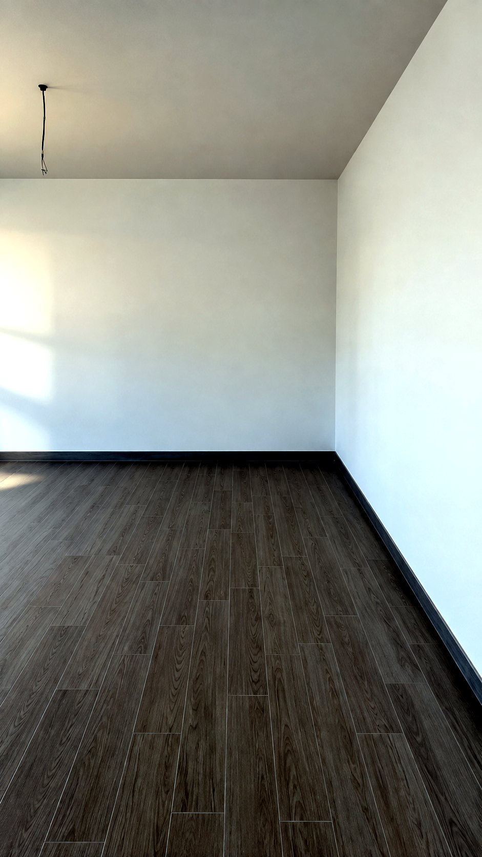 Stanza del monolocale al primo piano di Pontelambro, completata, foto reale
